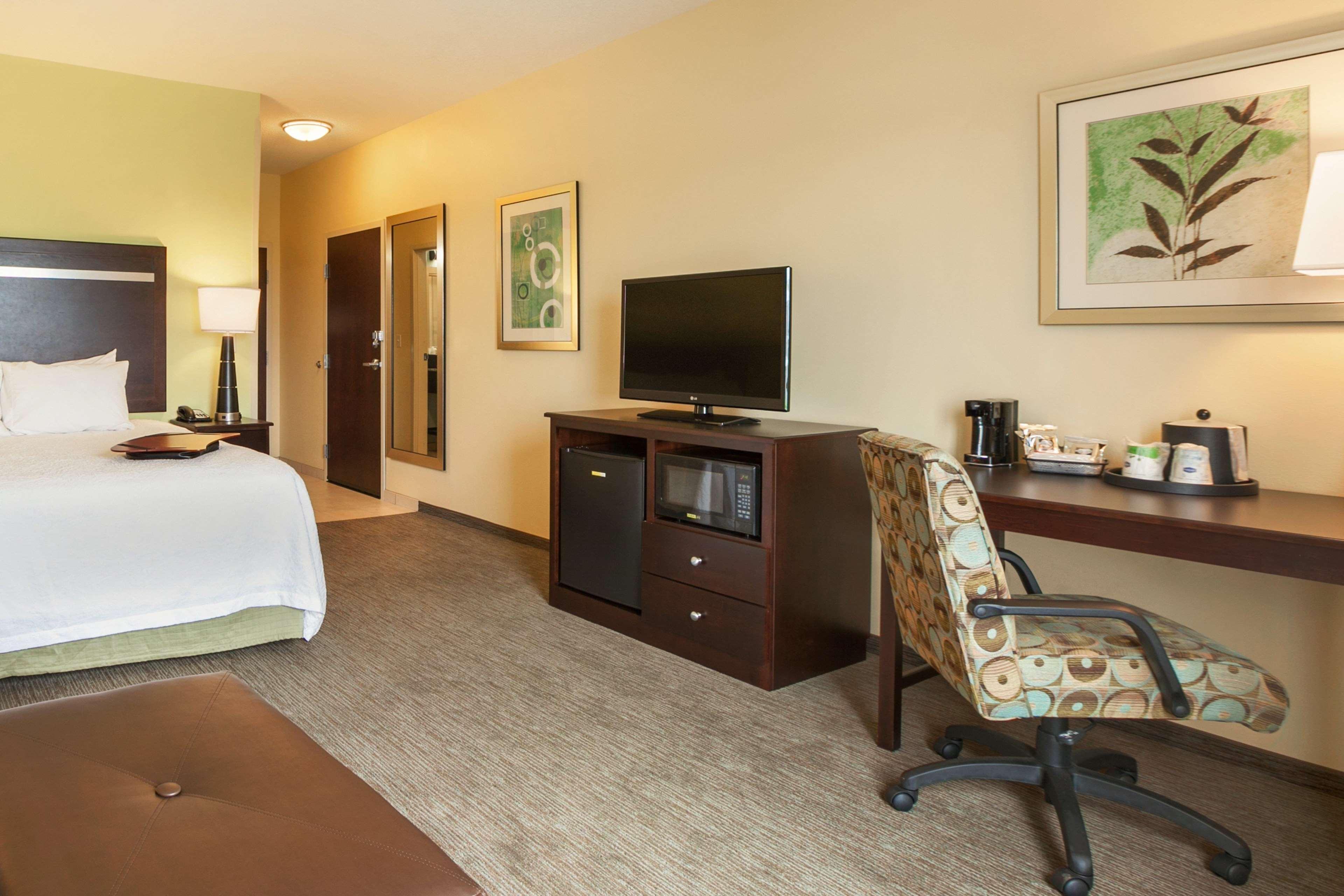 Hampton Inn Belton/Kansas City Exteriör bild