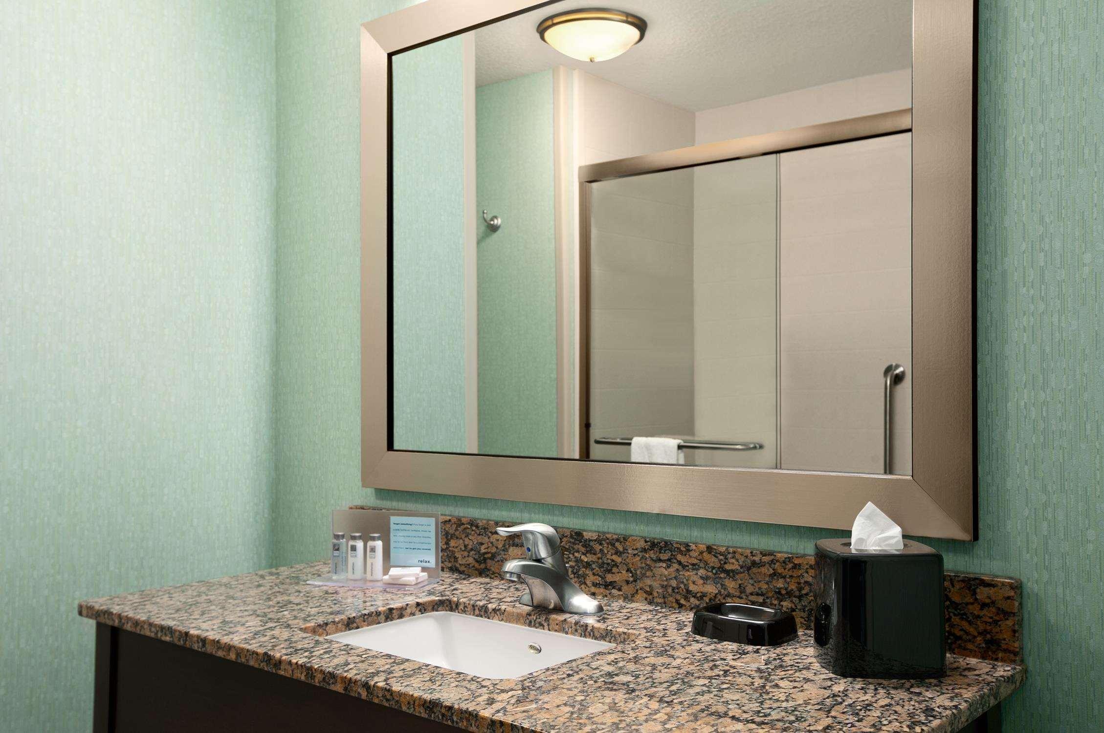 Hampton Inn Belton/Kansas City Exteriör bild