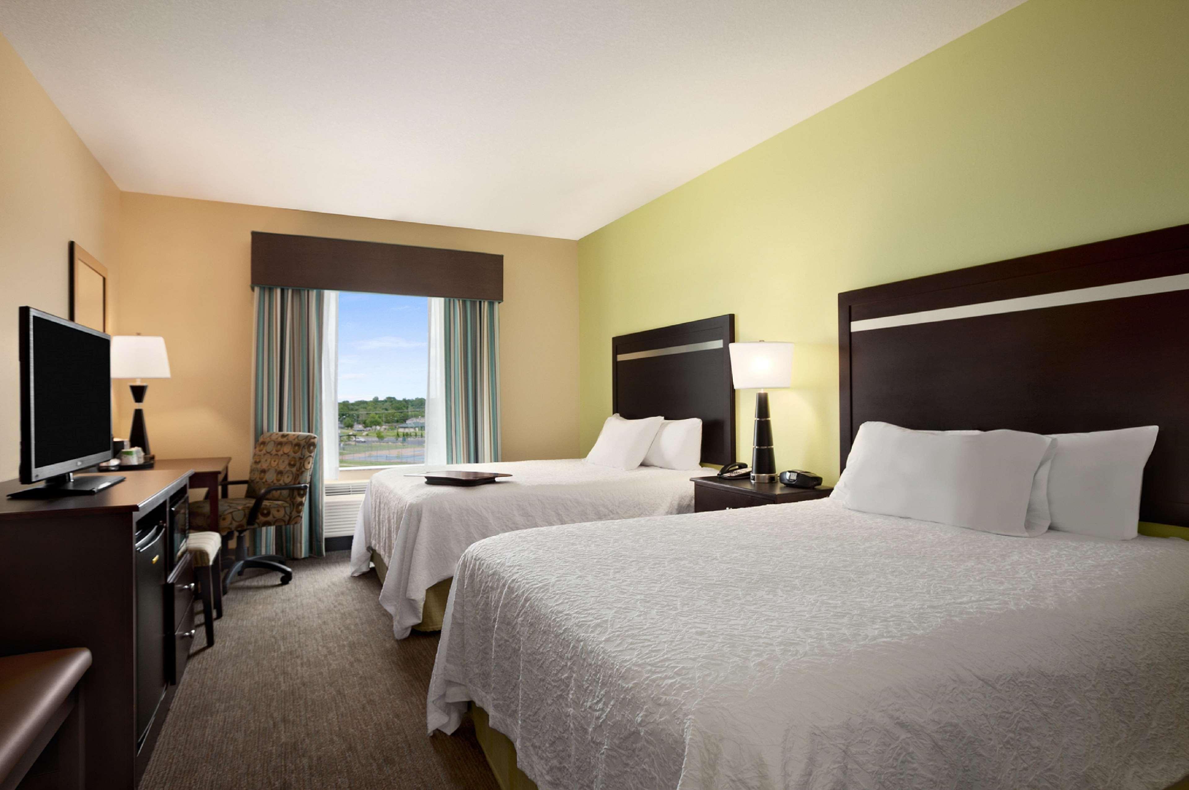 Hampton Inn Belton/Kansas City Exteriör bild
