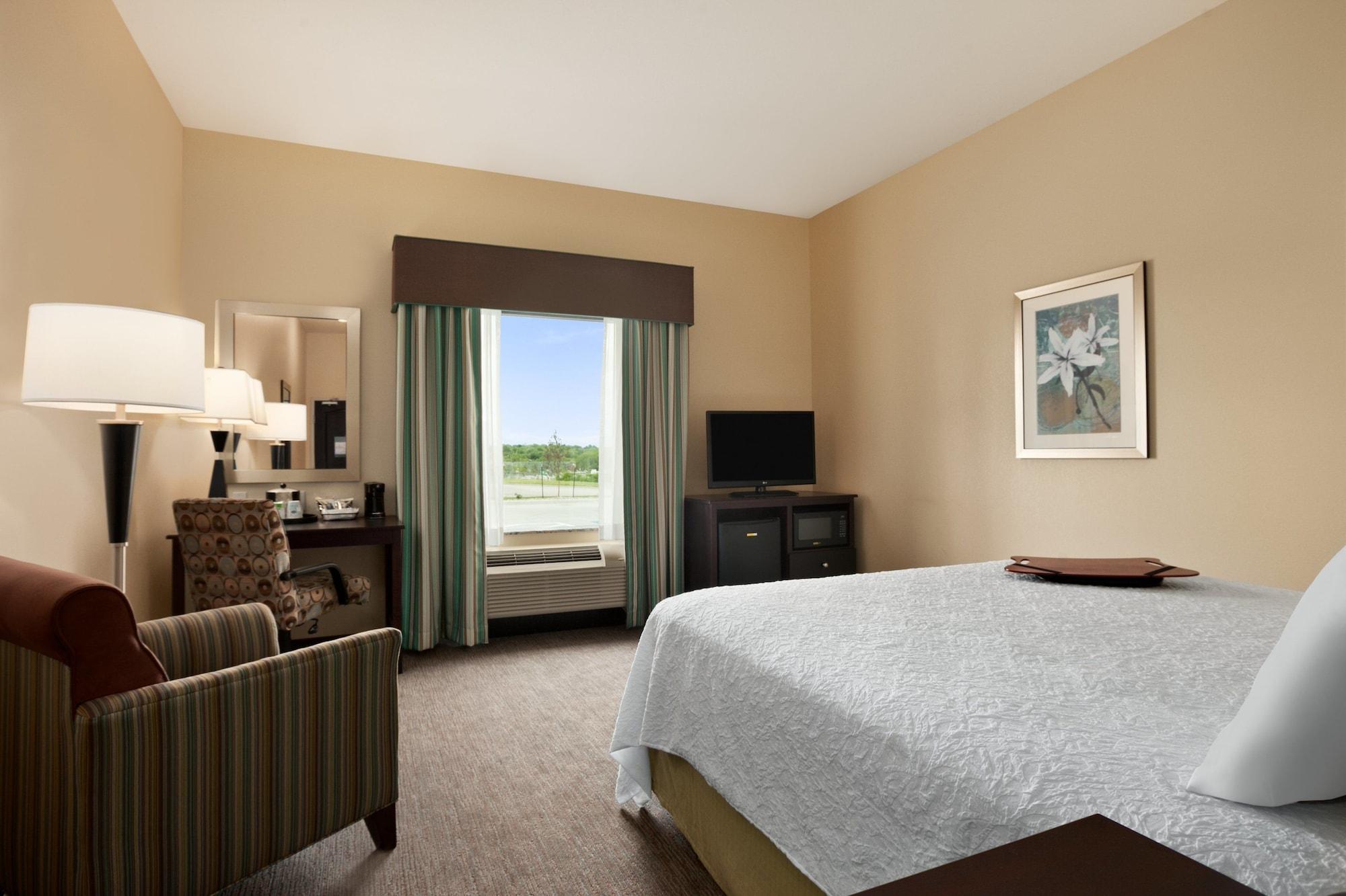 Hampton Inn Belton/Kansas City Exteriör bild